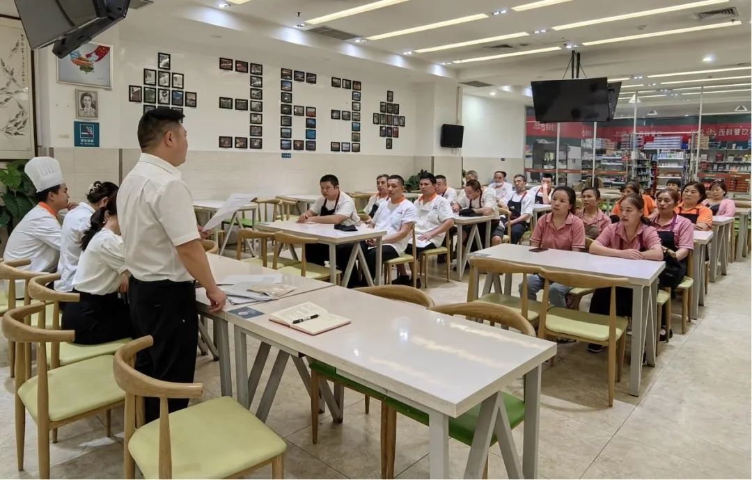 严守清静关！bti体育餐饮集团开展秋季食堂清静专项检查事情